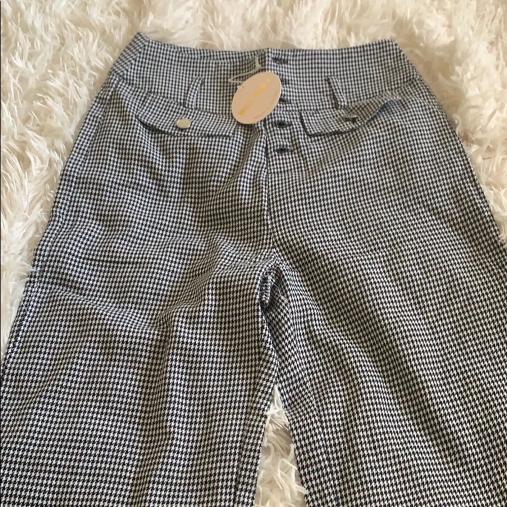 High wasted trousers